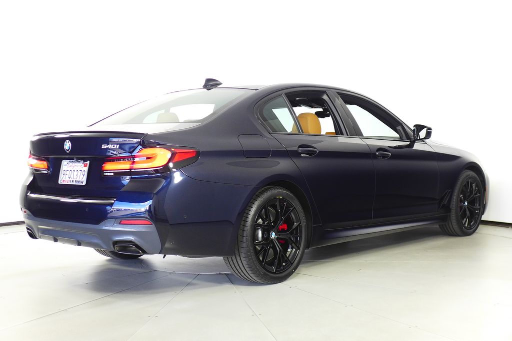 Thumbnail: 2023 BMW 5 Series - 7