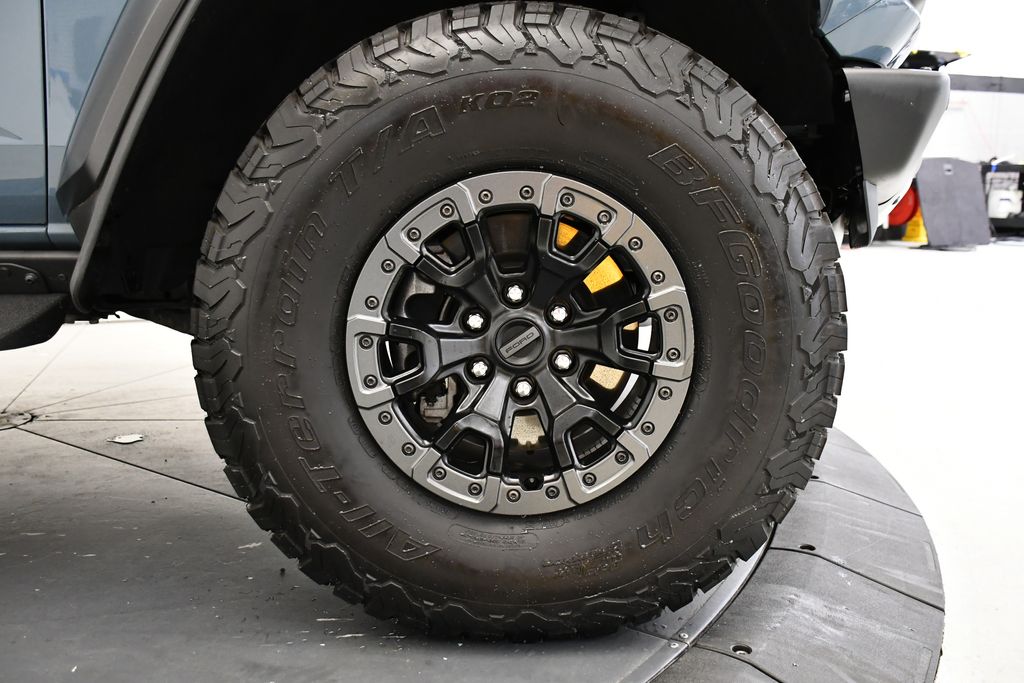 Thumbnail: 2022 Ford Bronco - 14