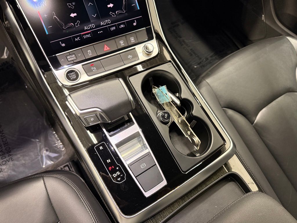 Thumbnail: 2023 Audi Q7 - 19