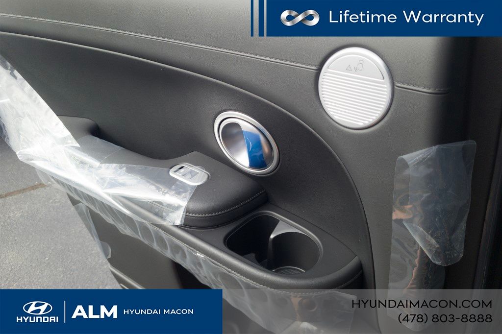 New 2027 Black Hyundai SEL Premium FWD image 22