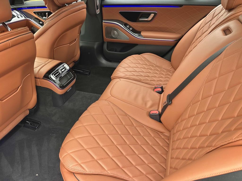 Thumbnail: 2023 Mercedes-Benz S-Class - 15