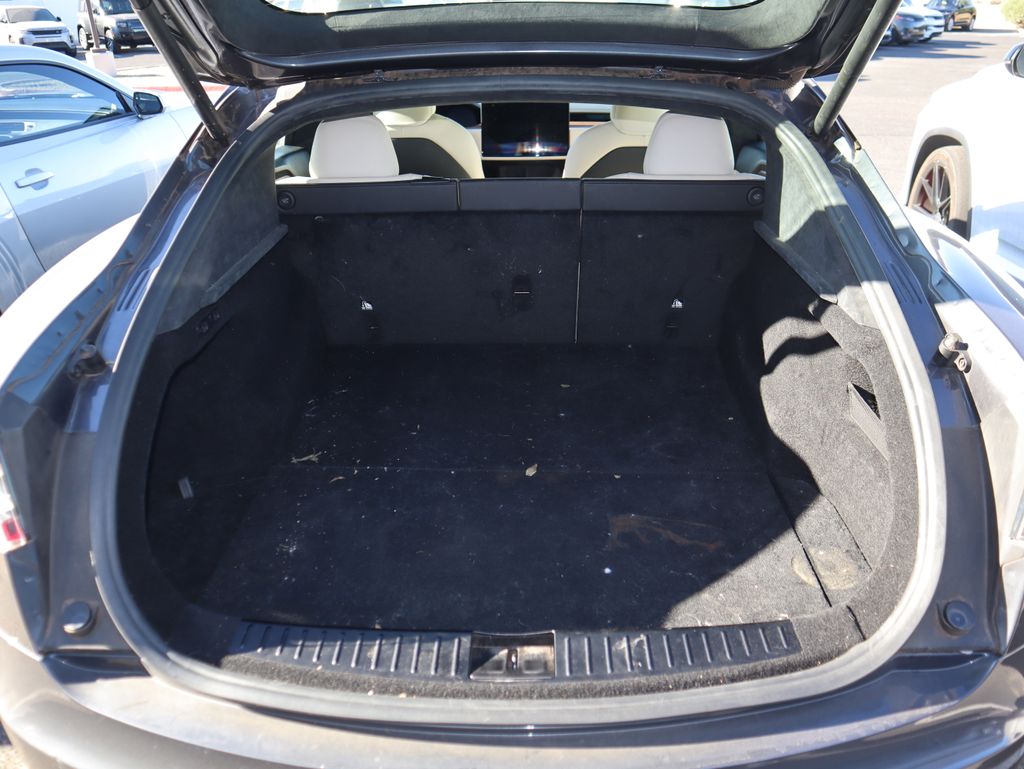 Thumbnail: 2022 Tesla Model S - 11