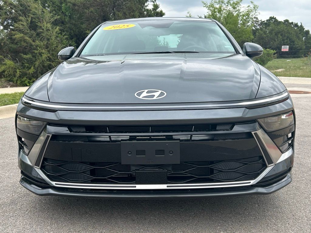 2025 Hyundai Sonata SEL 8