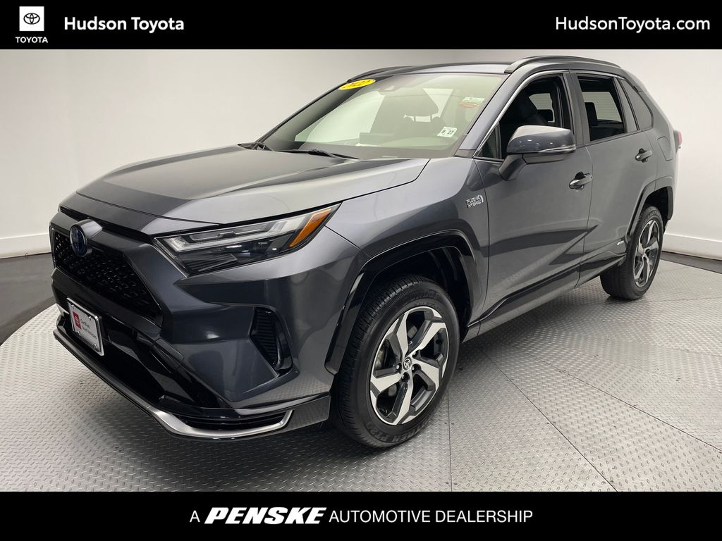 Thumbnail: 2022 Toyota RAV4 - 1