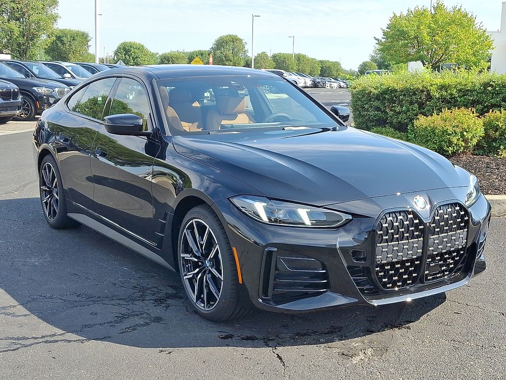 Thumbnail: 2026 BMW 4 Series - 2