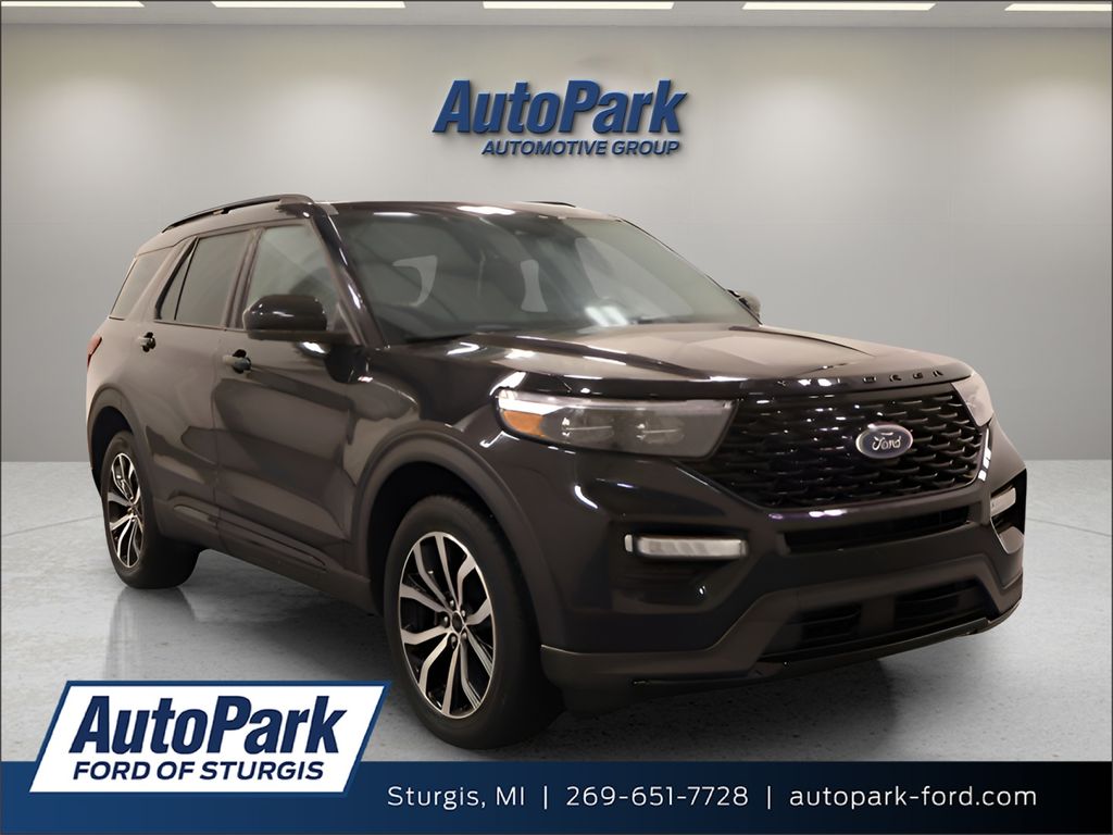 2023 Ford Explorer ST-Line AWD