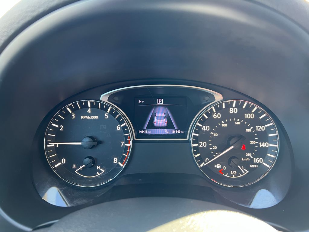 Thumbnail: 2017 Nissan Altima - 17