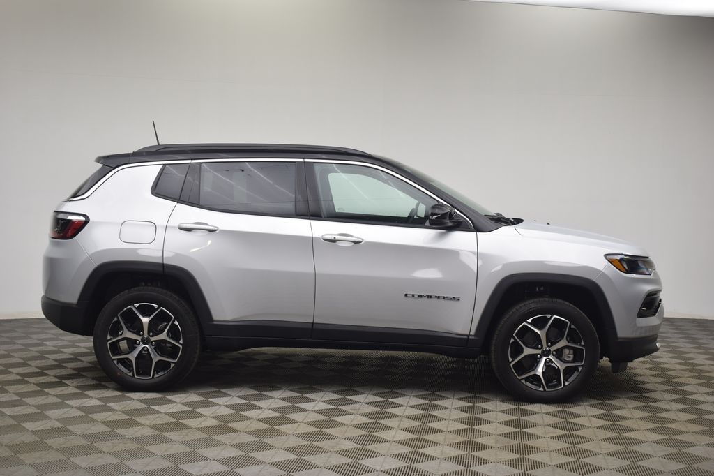 new 2026 Jeep Compass car, priced at $34,516