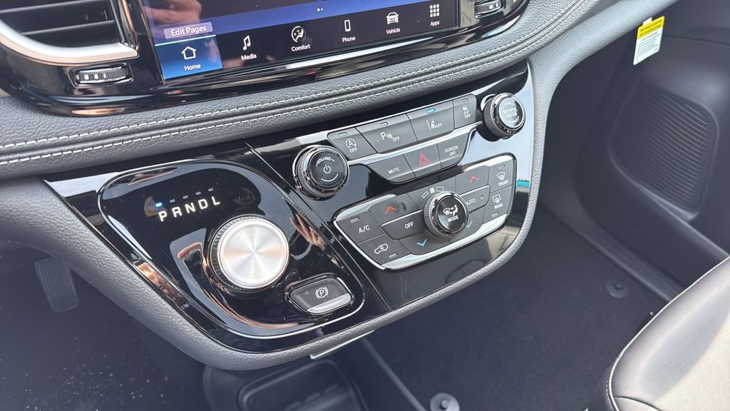 2026 Chrysler Pacifica