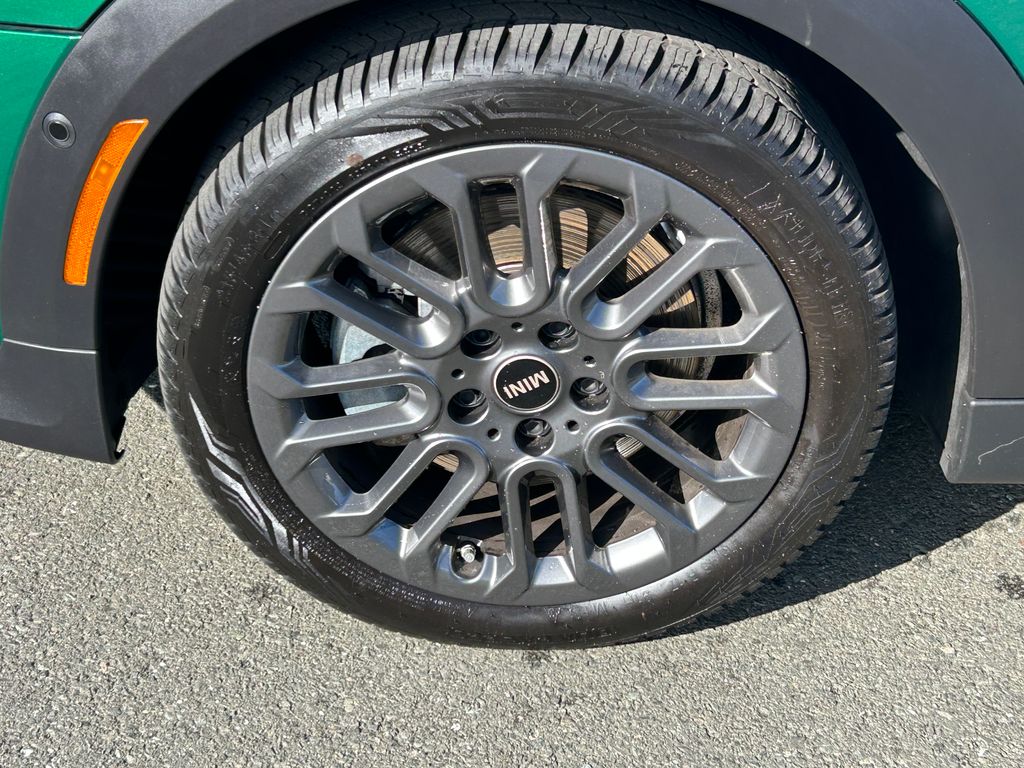 Thumbnail: 2025 MINI Cooper - 9