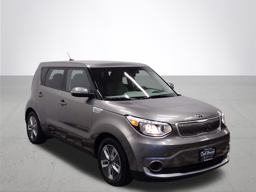 Used 2018 Kia Soul EV with VIN KNDJP3AE0J7028000 for sale in Gladstone, OR