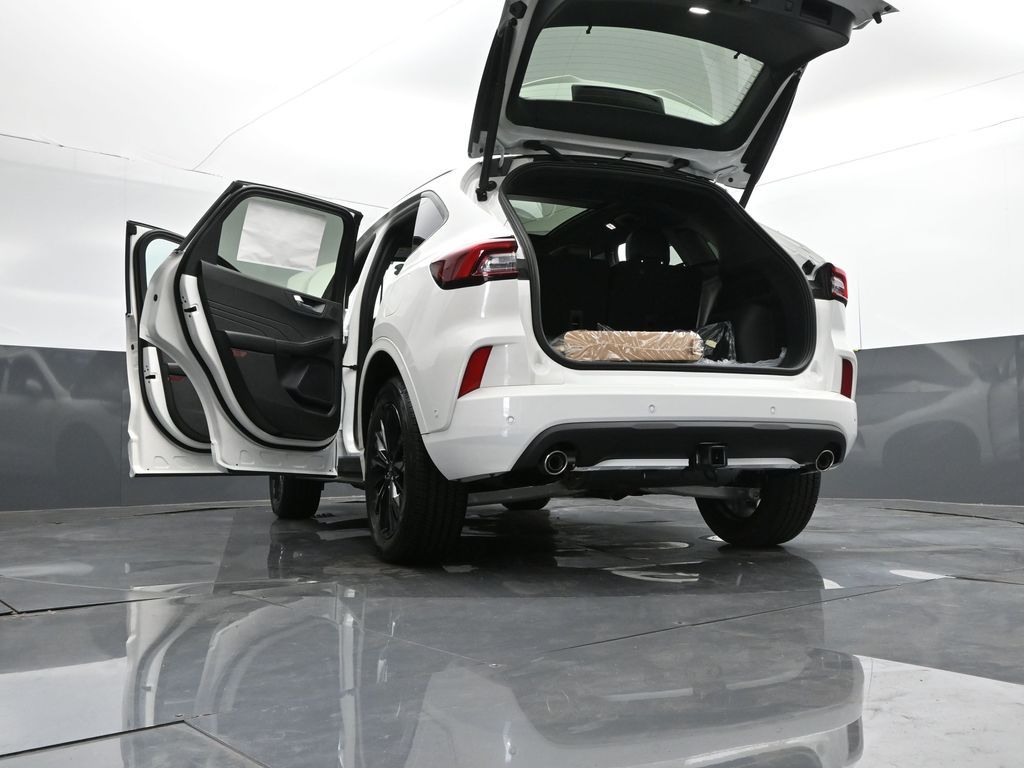 2024 Ford Escape ST-Line Elite