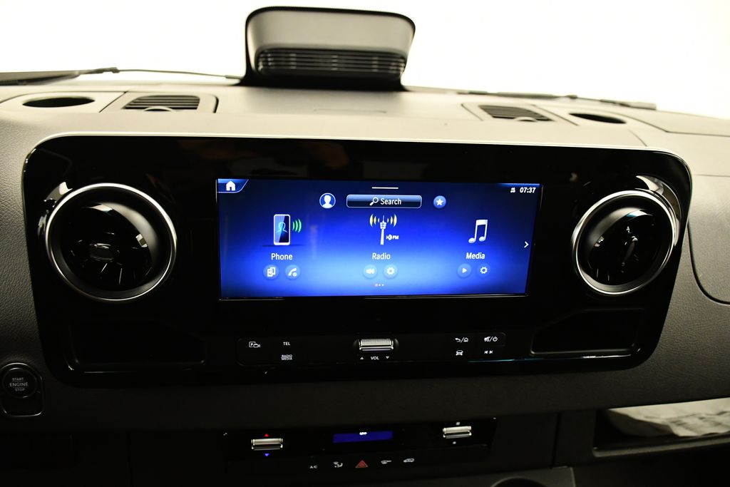 Thumbnail: 2026 Mercedes-Benz Sprinter - 19