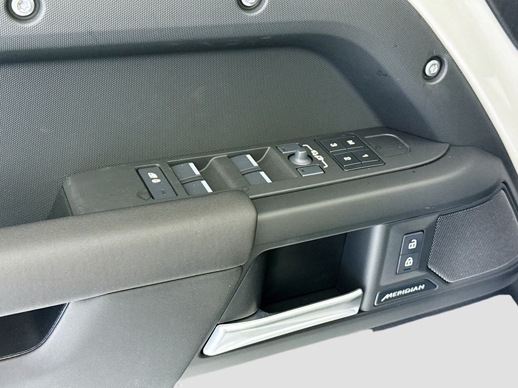 Thumbnail: 2026 Land Rover Defender - 23