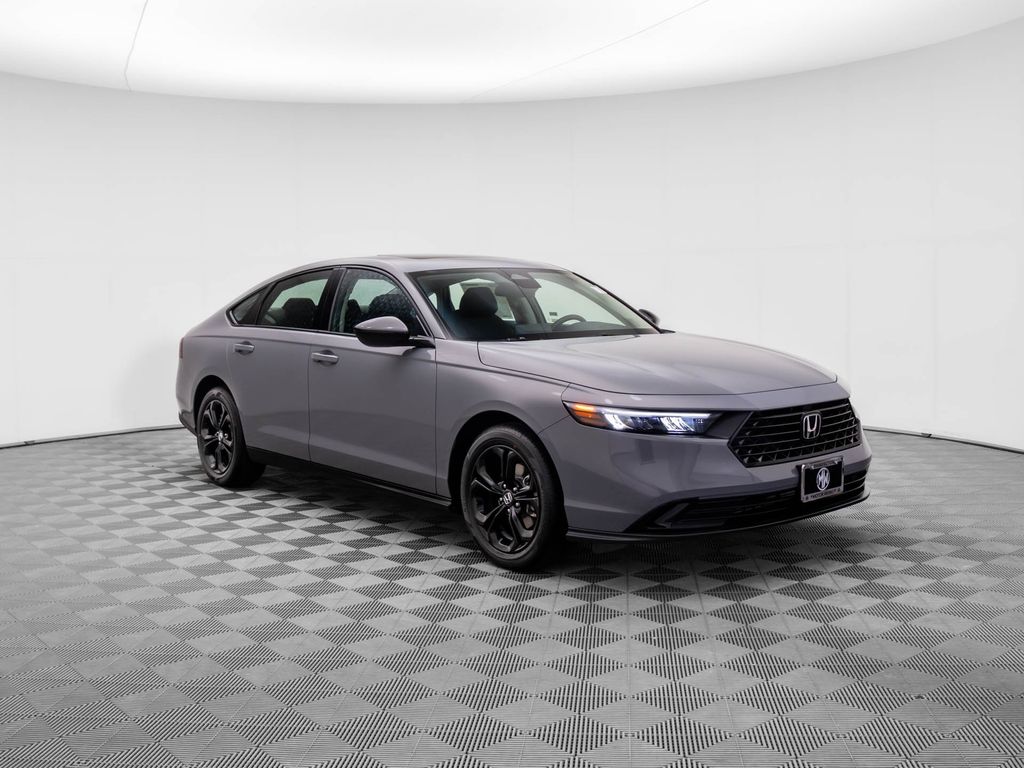 2025 Honda Accord SE photo