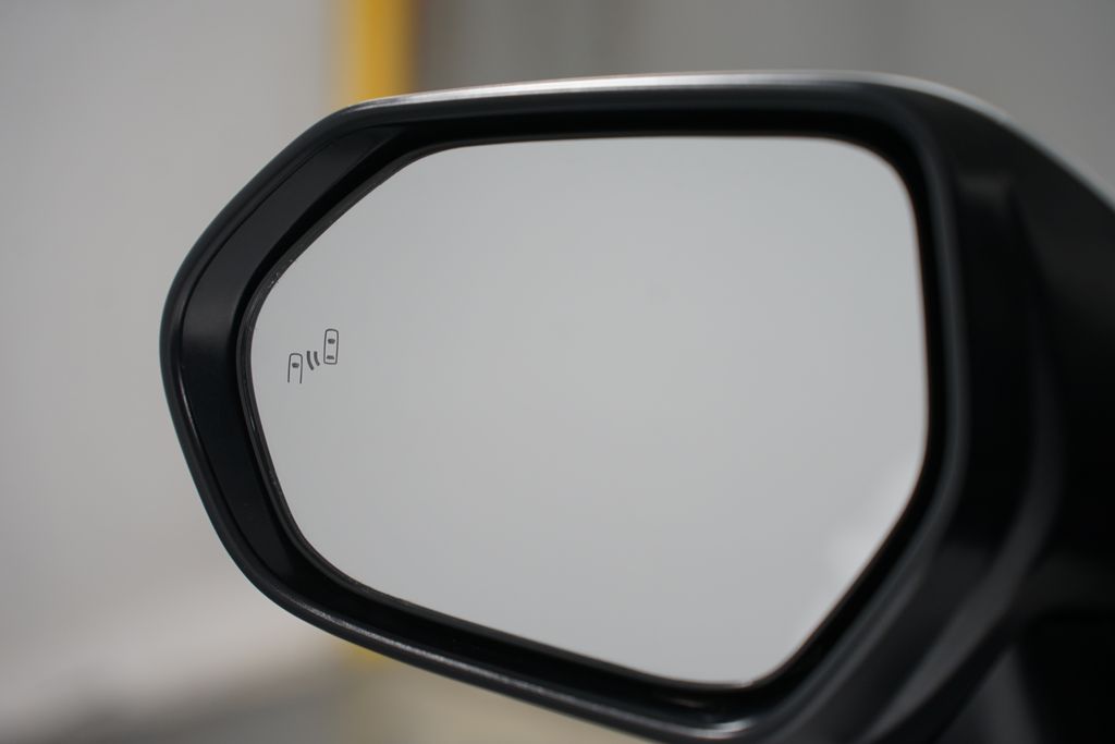 Thumbnail: 2025 Toyota Camry - 26