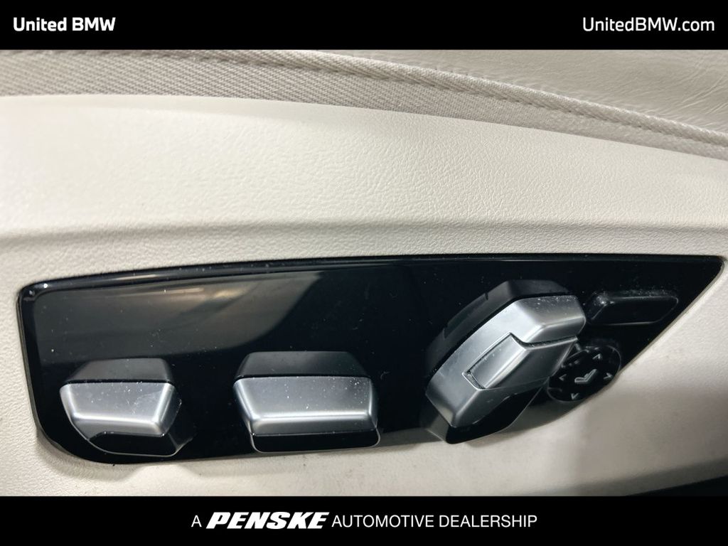 Thumbnail: 2020 BMW 7 Series - 12