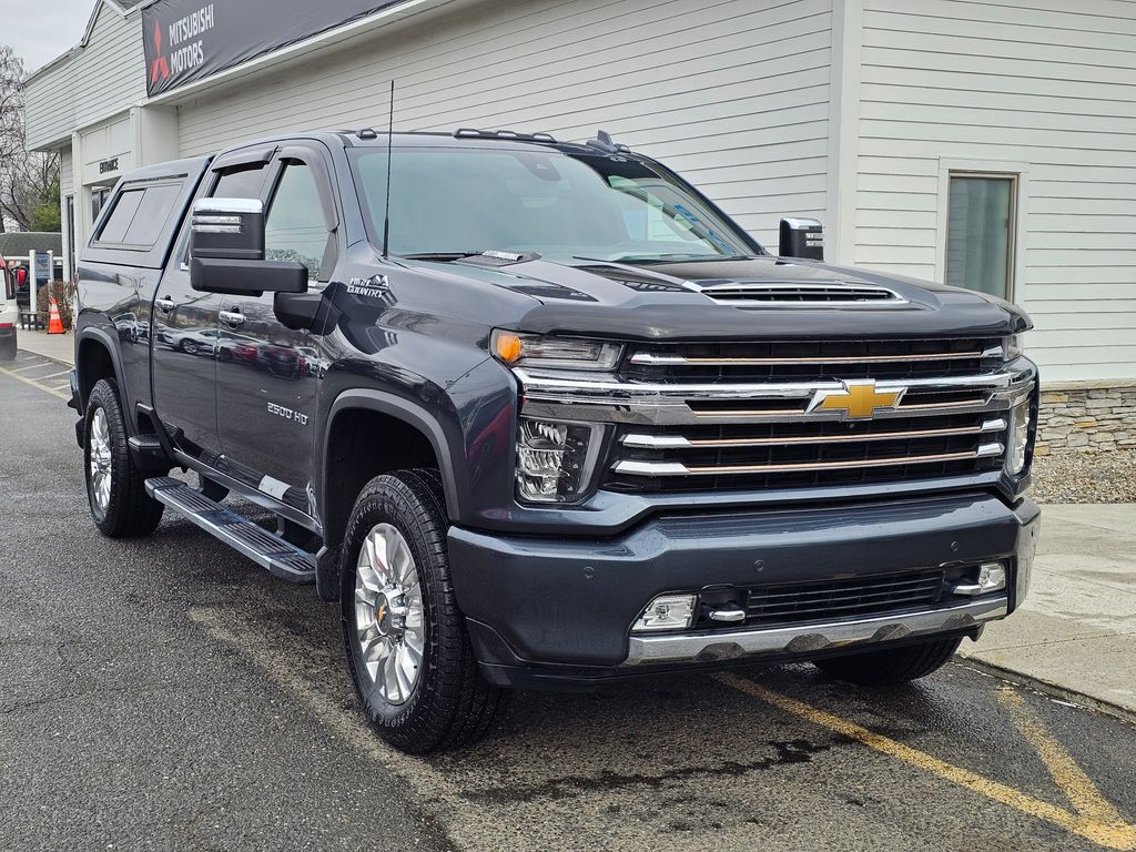Shadow Gray Metallic 2020 Chevrolet Silverado 2500HD High Country Crew Cab 4WD Pickup Truck Four-Wheel Drive Automatic