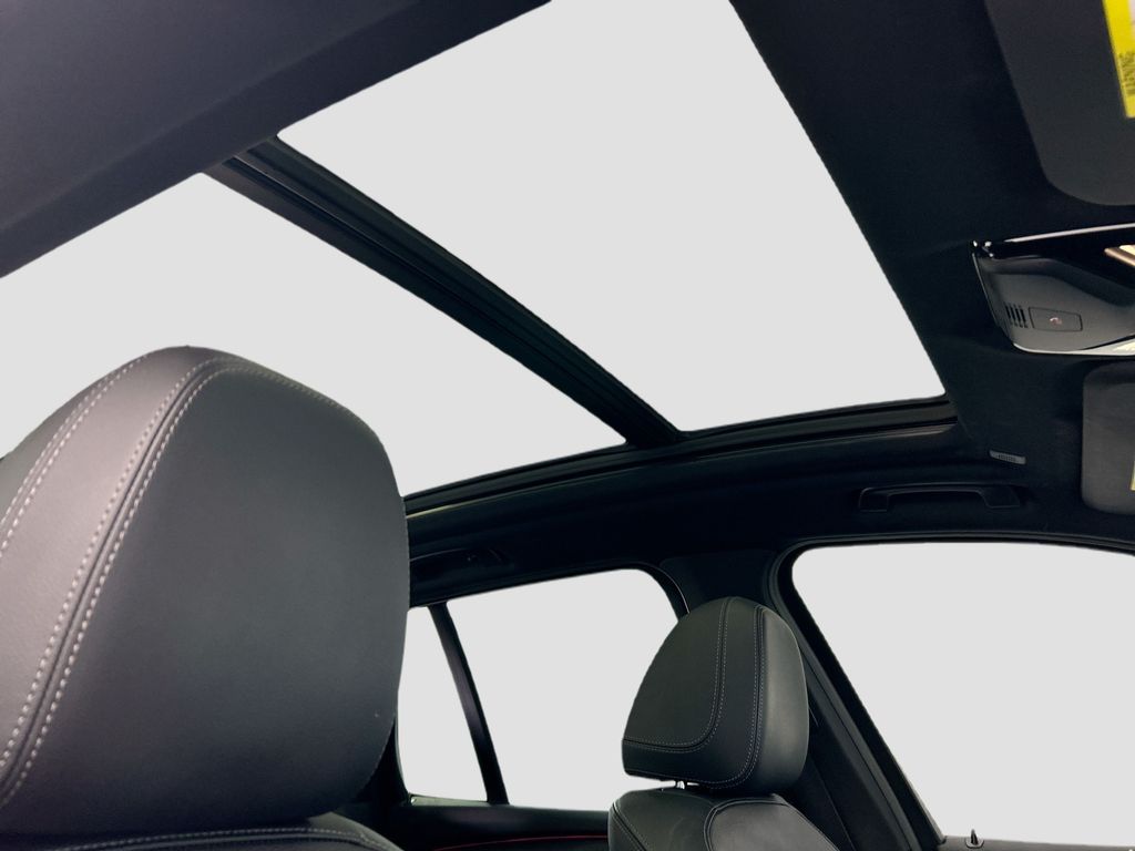 Thumbnail: 2023 BMW X3 - 17