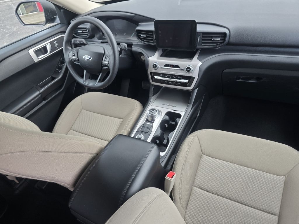 Used 2023 Black Ford  image 20