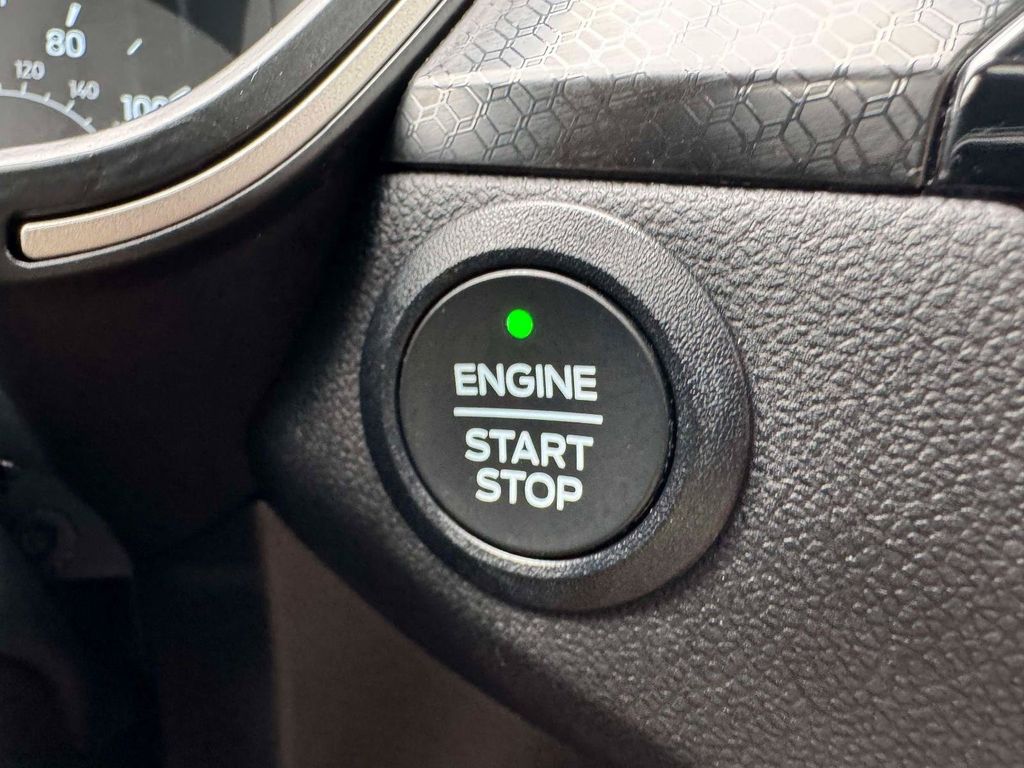 Used 2022 Ford Escape SUV