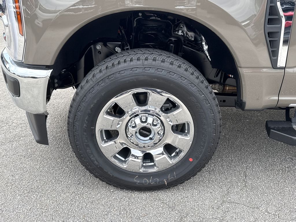 New 2026 Gray Ford Lariat image 11
