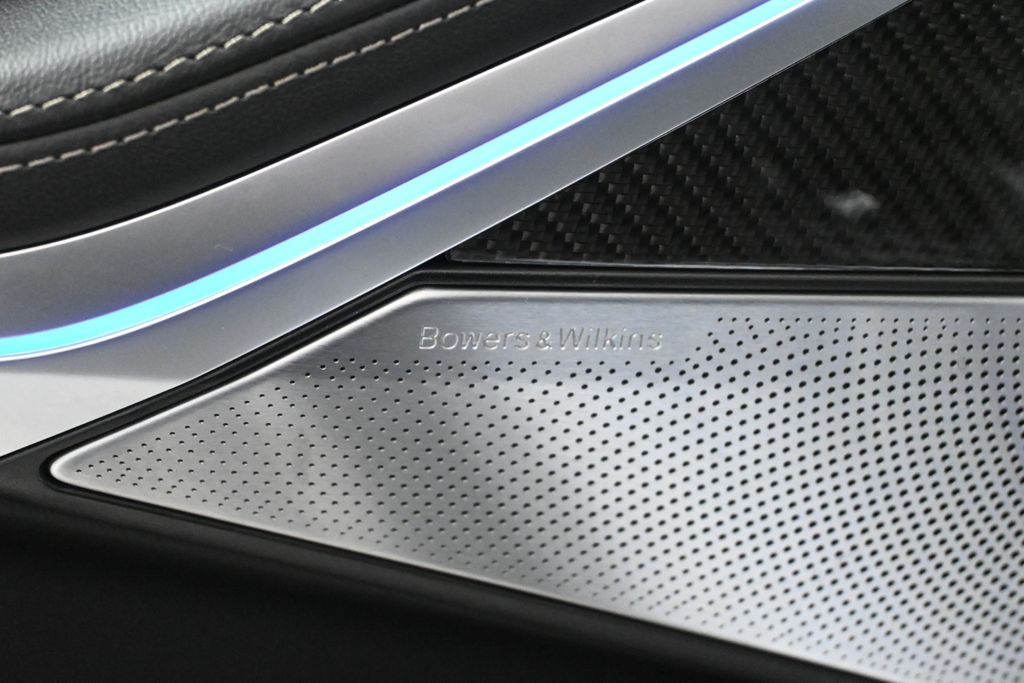 Thumbnail: 2026 BMW X7 - 30