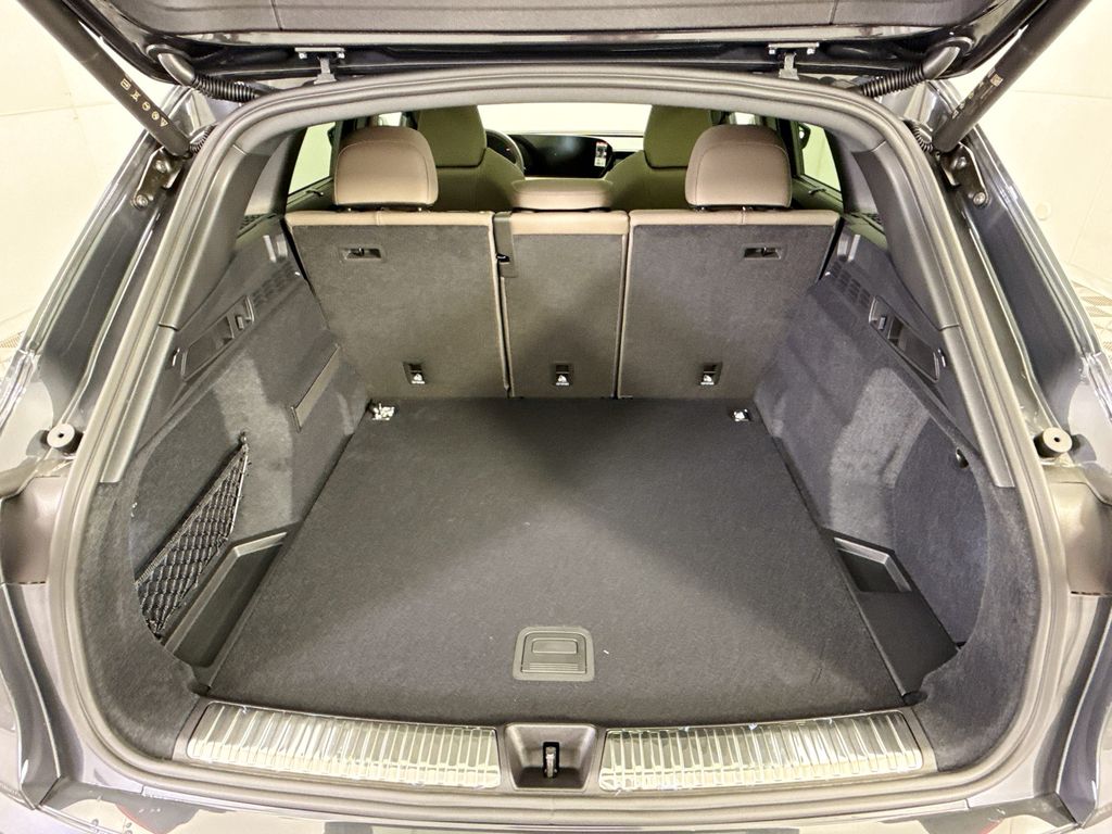 Thumbnail: 2025 Audi Q5 - 28