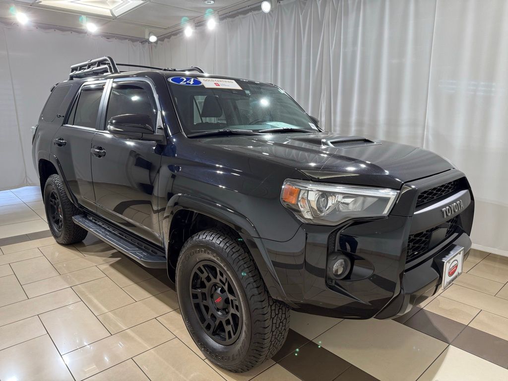 Thumbnail: 2024 Toyota 4Runner - 7