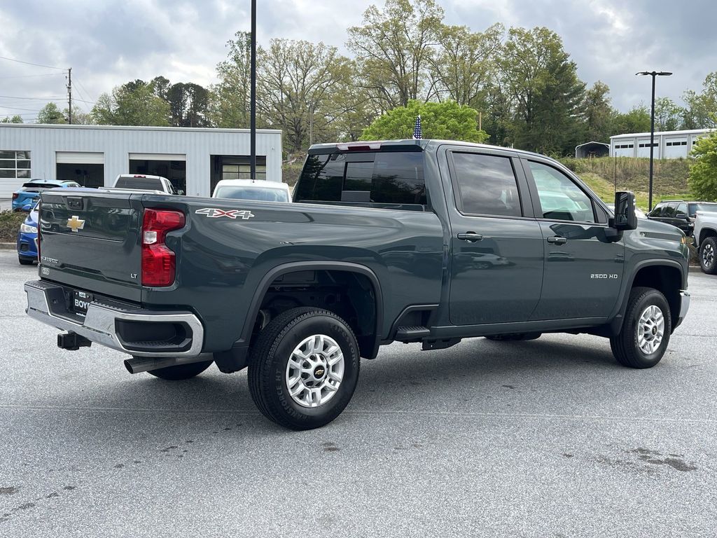 2025 Chevrolet Silverado 2500HD LT photo