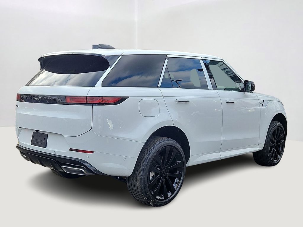 Thumbnail: 2026 Land Rover Range Rover Sport - 3