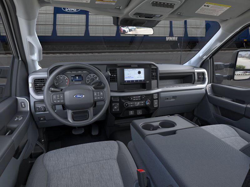 2025 Ford F-350SD  photo