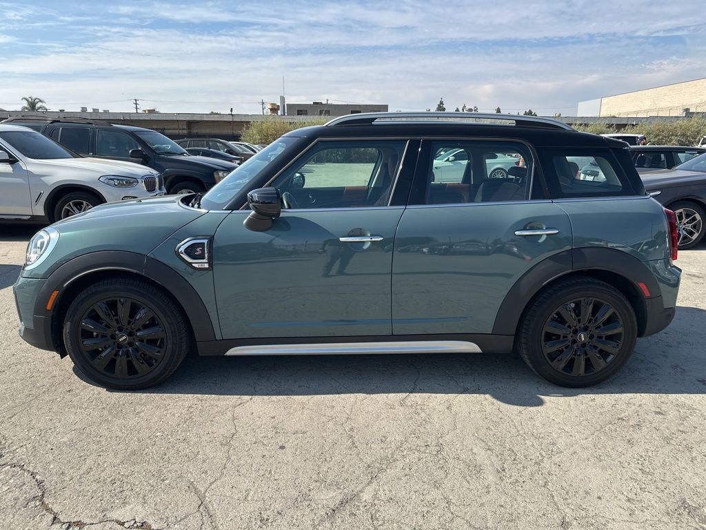 2022 MINI Cooper S Countryman Signature 2