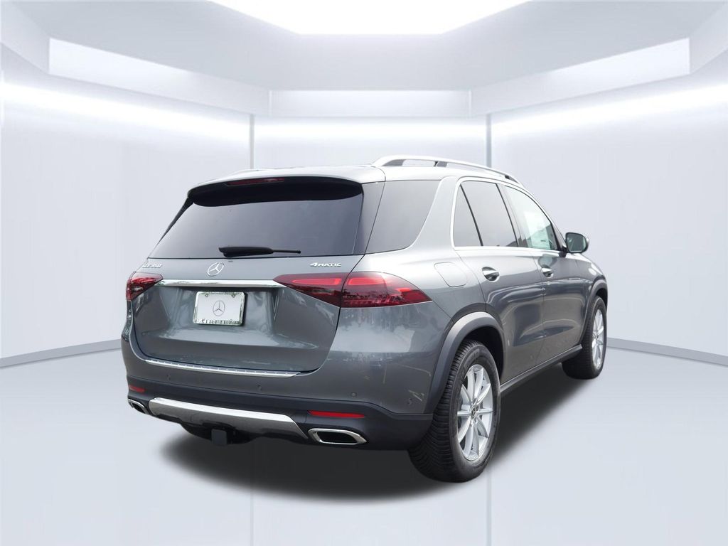 Thumbnail: 2026 Mercedes-Benz GLE - 5