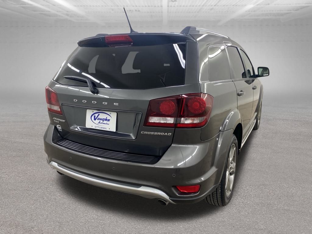 2017 Dodge Journey Crossroad photo