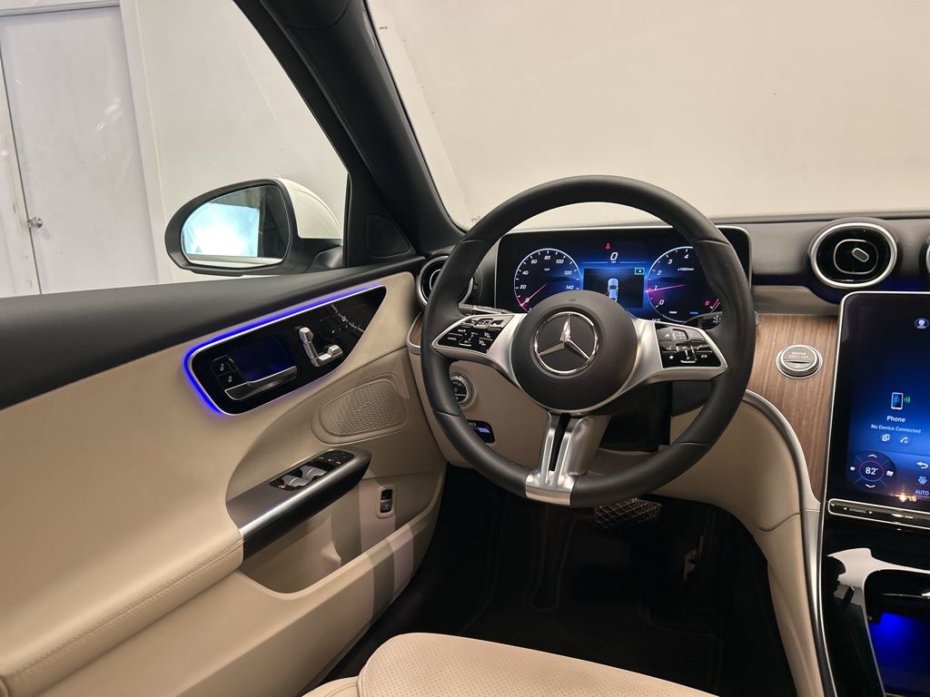 Thumbnail: 2023 Mercedes-Benz C-Class - 25