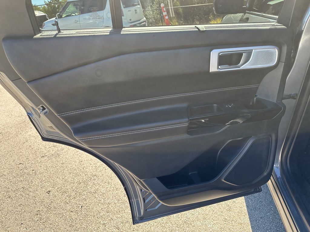 Used Car 2021 Ford Explorer  St For Sale Under $35,000 In Austin, Texas