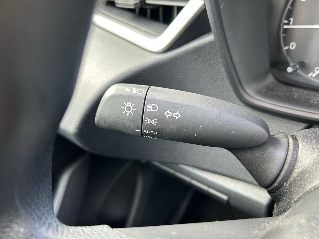 Thumbnail: 2025 Toyota Corolla - 21