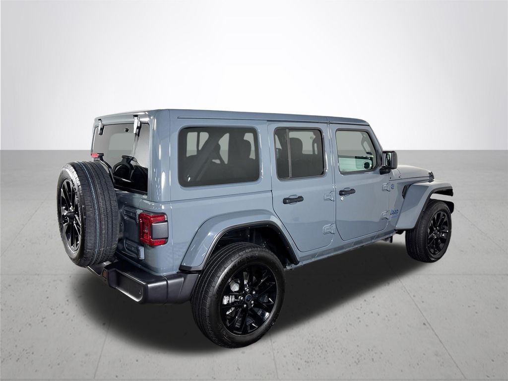 2025 Jeep Wrangler Sahara 4xe