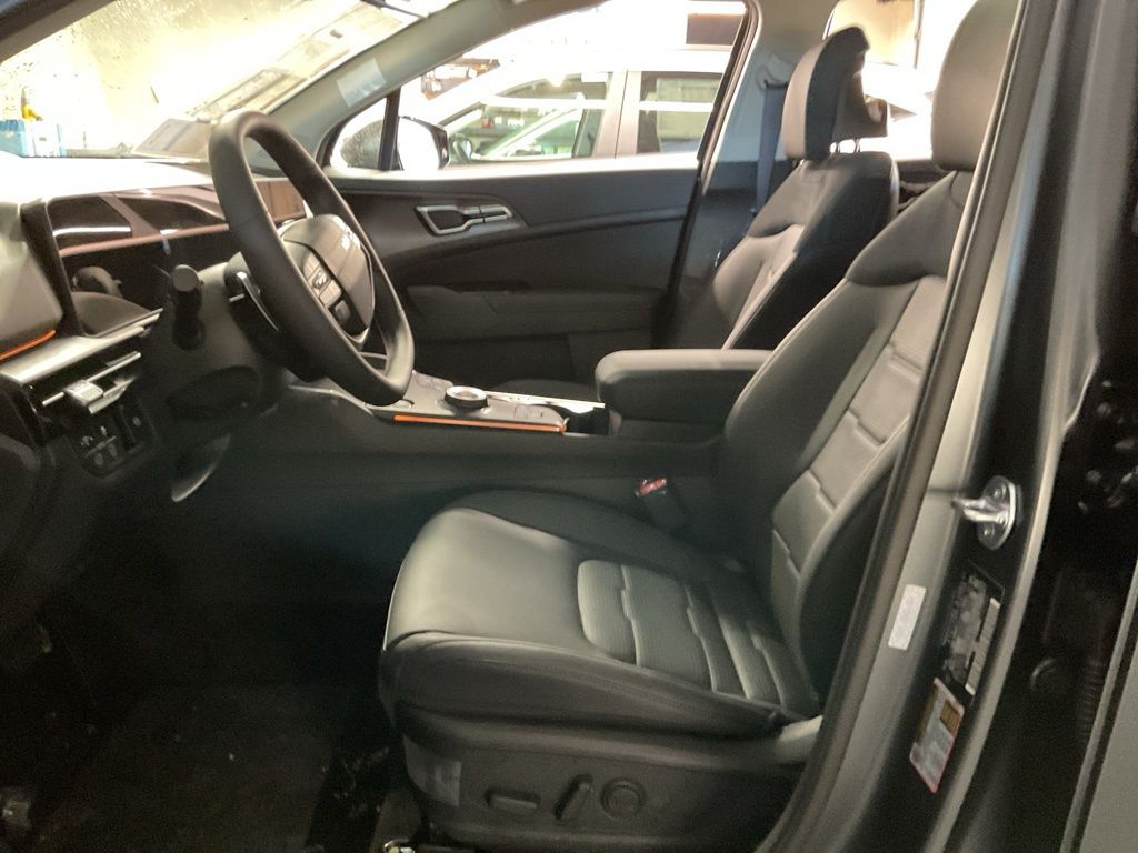 New 2026 Gray Kia SX-Prestige image 9