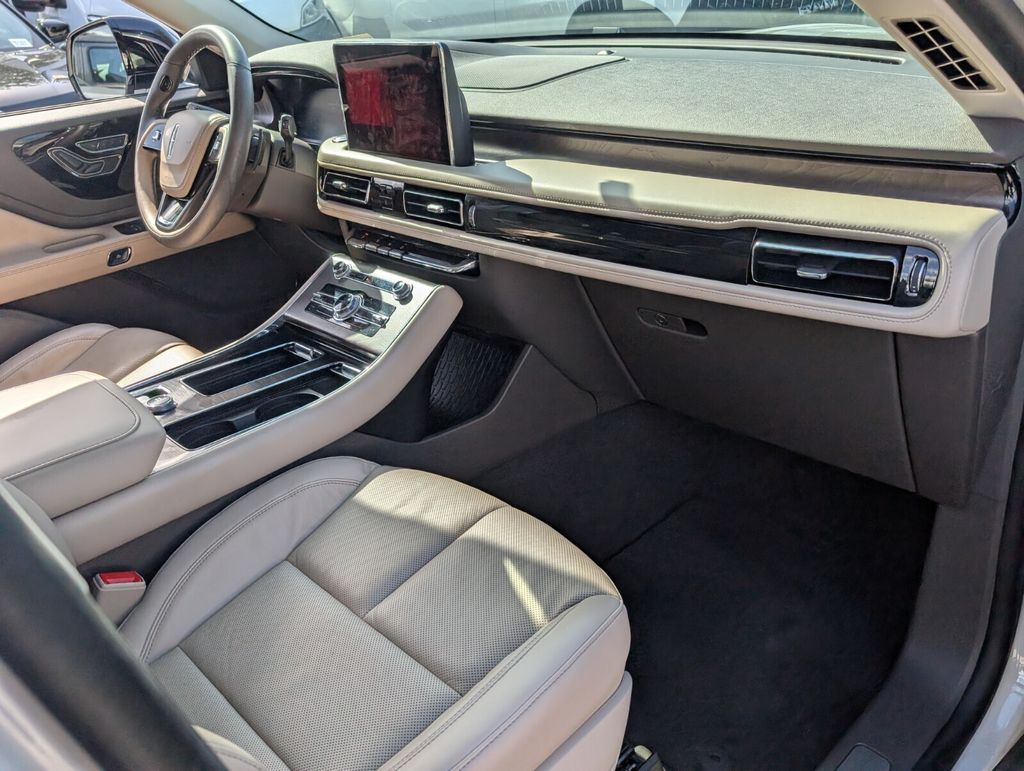 used 2023 Lincoln Aviator car, priced at $43,888