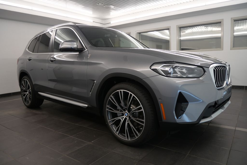 2024 BMW X3 sDrive30i 8