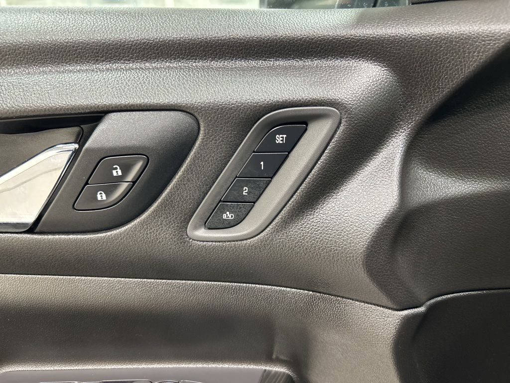 used 2022 GMC Acadia car, priced at $28,976