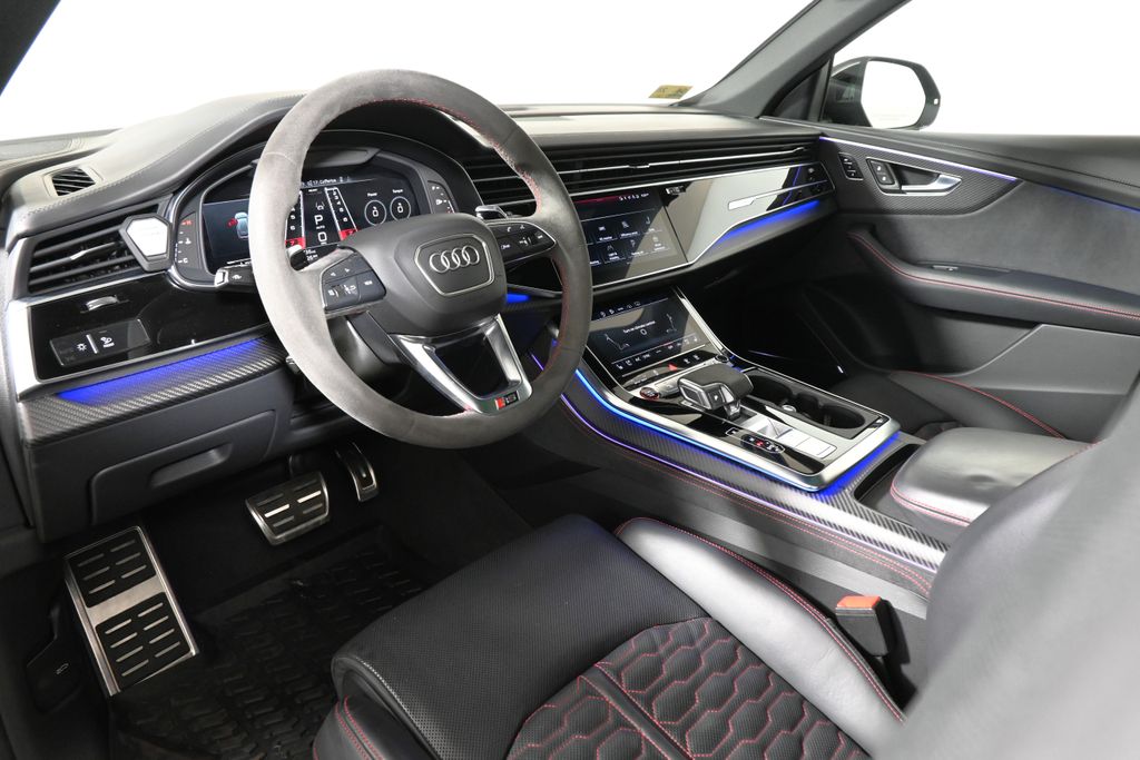 Thumbnail: 2024 Audi RS Q8 - 15