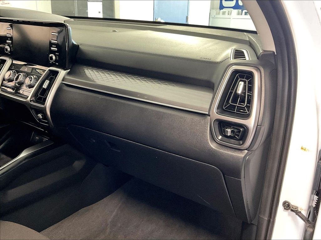 2023 Kia Sorento — photo 13