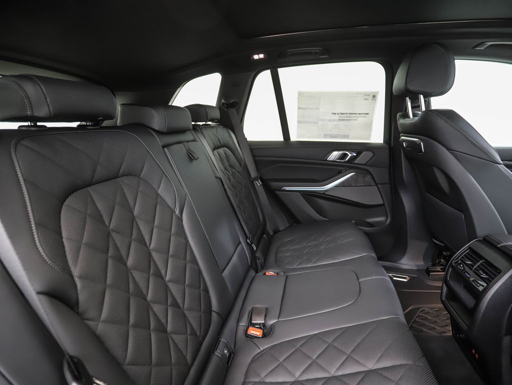 Thumbnail: 2026 BMW X5 - 27