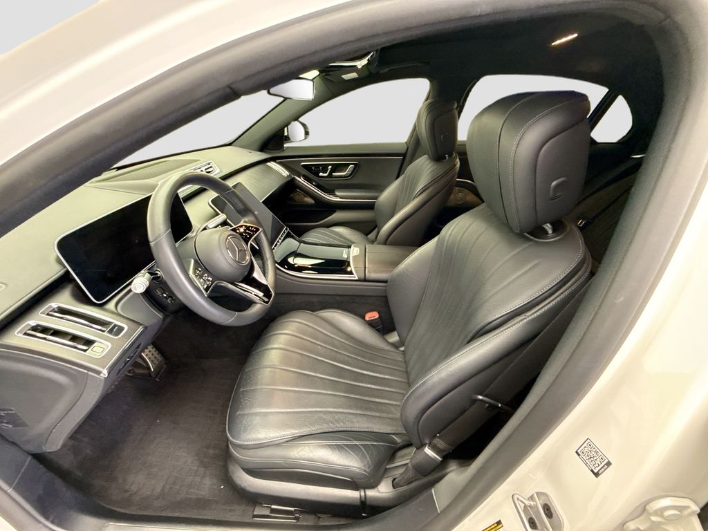 Thumbnail: 2023 Mercedes-Benz S-Class - 18