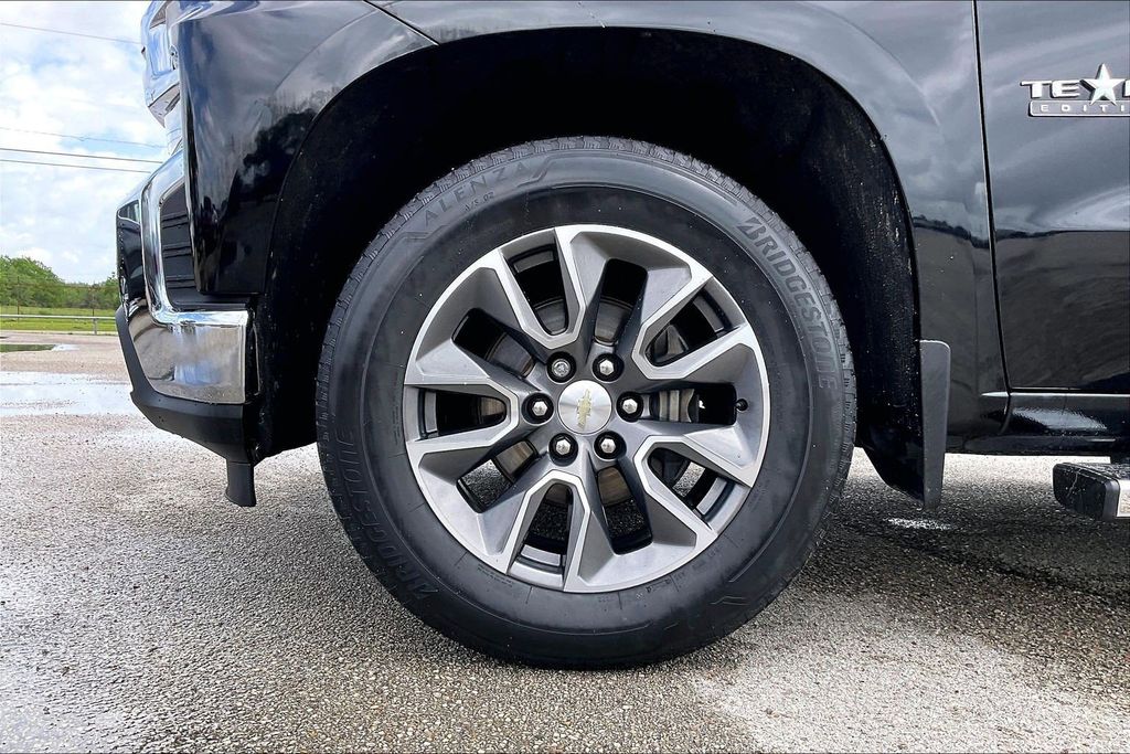 Used 2020 Chevrolet Silverado 1500 LT 4D Crew Cab