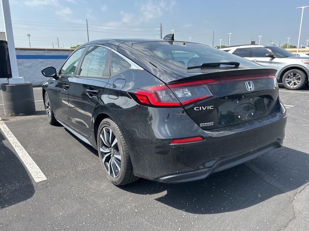 2022 Honda Civic EX-L 2