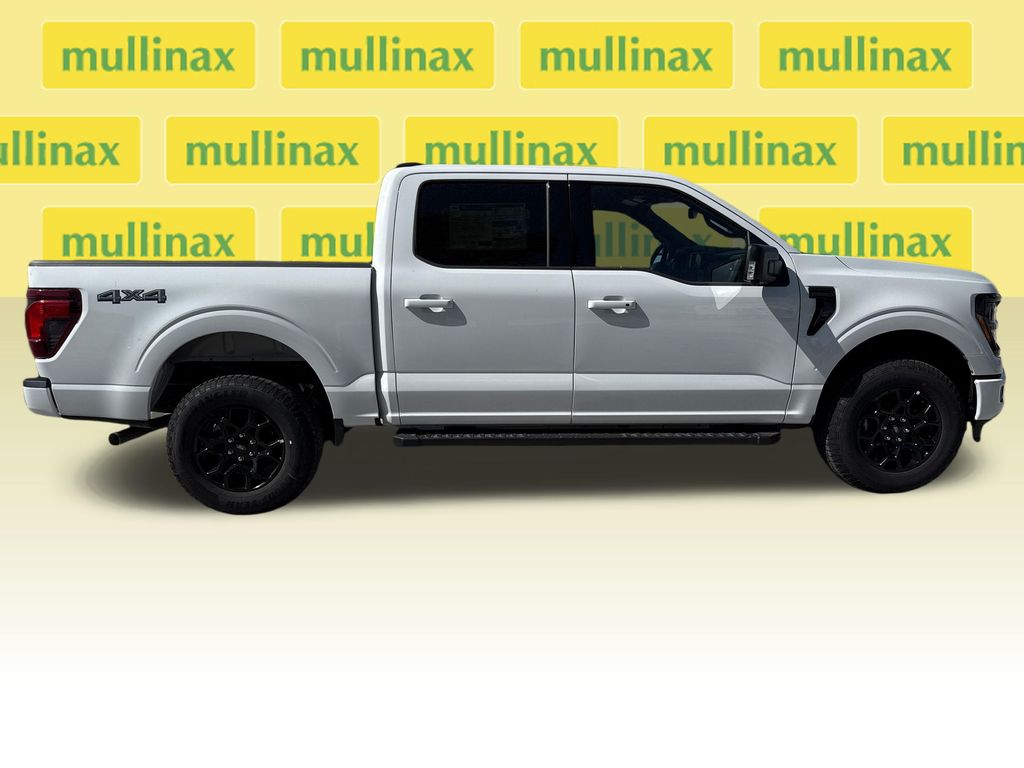 New 2026 White Ford XLT image 16